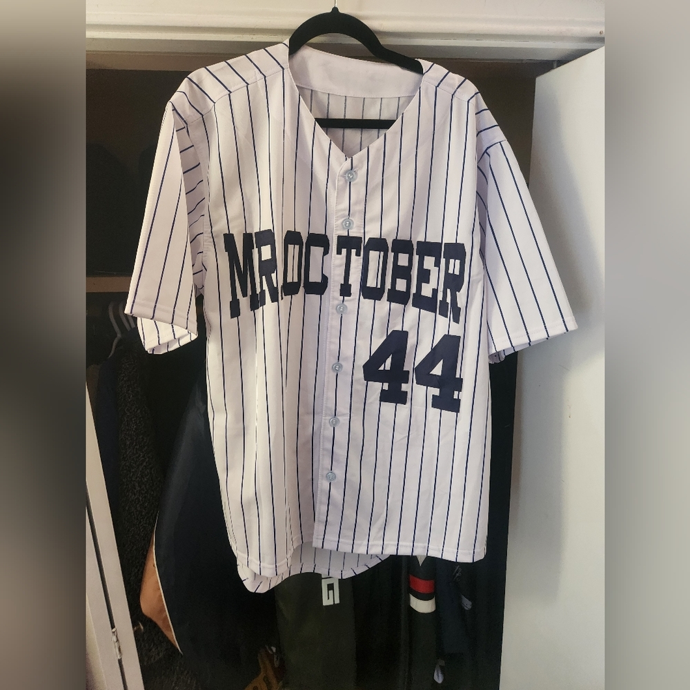Signed Reggie Jackson jersey